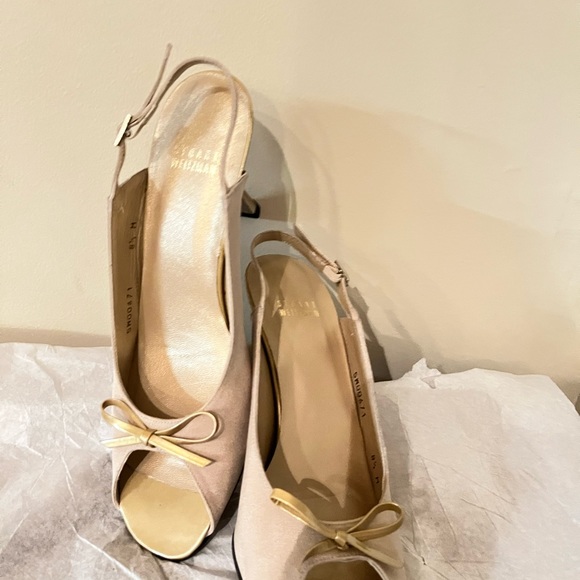 Stuart Weizmann open toe. - Picture 2 of 7